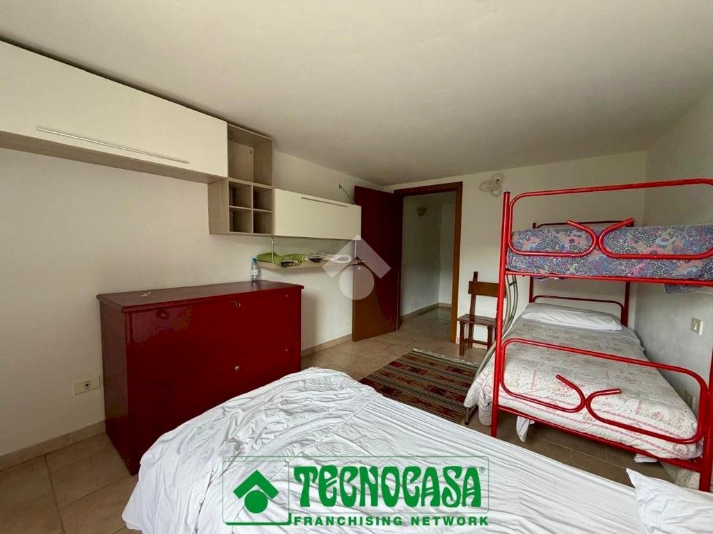 Casa semi indipendente Via Vittorio Veneto, Castelnuovo Magra - foto 2