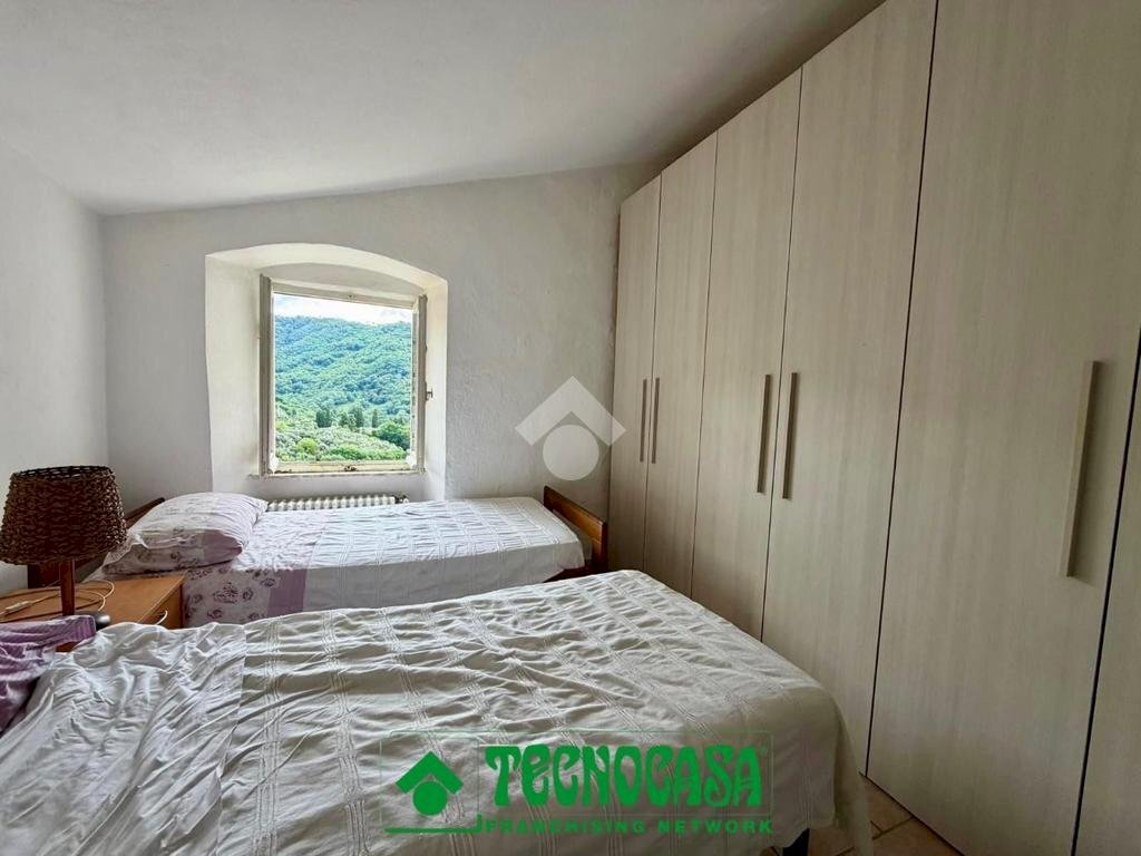Casa semi indipendente Via Vittorio Veneto, Castelnuovo Magra - foto 3