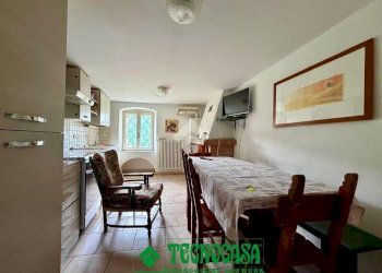 Casa semi indipendente Via Vittorio Veneto, Castelnuovo Magra - foto 1
