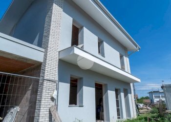 Villa Stradale Torino, Chivasso - foto 1