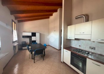 Three-room apartment Piazza case bonazzi, Monte San Pietro - photo 1