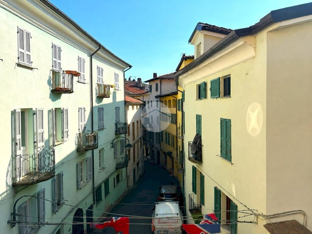 Appartamento Via Marsala, Ivrea - foto 1