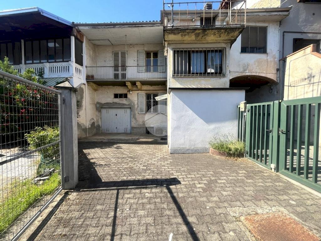 Semi-detached house Via Burolo, Cascinette d'Ivrea - photo 1
