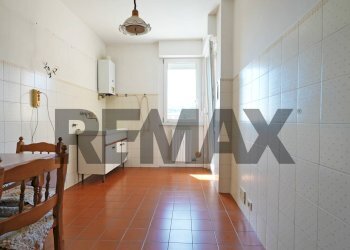 Two-room apartment Via San Marino, 111
Granarolo, Genova (neighborhood Granarolo) - photo 2