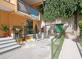 Two-room apartment Via San Marino, 111
Granarolo, Genova (neighborhood Granarolo) - photo 36