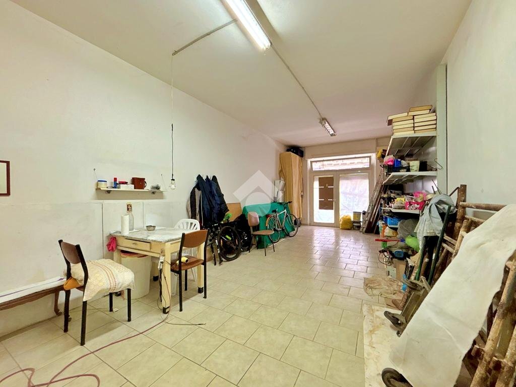 Shop via giovanni pascoli, Morciano di Romagna - photo 2