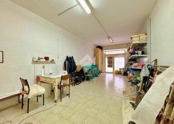 Negozio via giovanni pascoli, Morciano di Romagna - foto 2