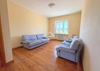 Three-room apartment Via Alla Parrocchia, San Maurizio Canavese - photo 1