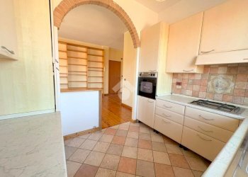 Three-room apartment Via Alla Parrocchia, San Maurizio Canavese - photo 12