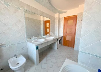 Three-room apartment Via Alla Parrocchia, San Maurizio Canavese - photo 19