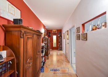 Three-room apartment Carignano - photo 10