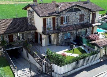 Villa a Schiera VIA PONTOGLIO, 2/D 
 Palosco, Palosco - foto 1
