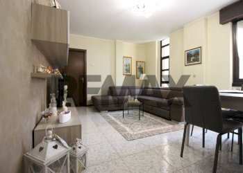 Monolocale via IV novembre, 45 
 Pontida, Pontida - foto 1