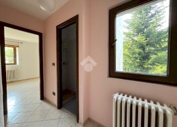 Independent house Regione mucchiando, Val di Chy - photo 7