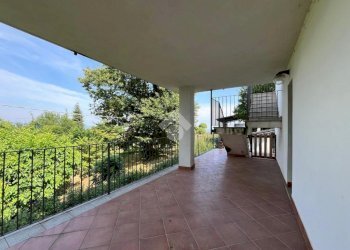 Independent house Regione mucchiando, Val di Chy - photo 12