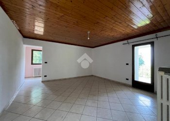 Independent house Regione mucchiando, Val di Chy - photo 16
