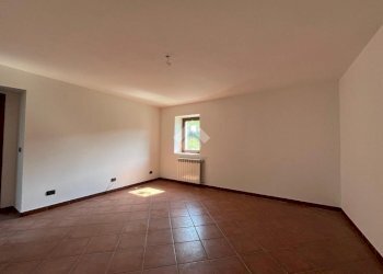 Independent house Regione mucchiando, Val di Chy - photo 19