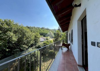 Independent house Regione mucchiando, Val di Chy - photo 20
