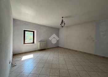 Independent house Regione mucchiando, Val di Chy - photo 21