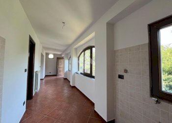 Independent house Regione mucchiando, Val di Chy - photo 40