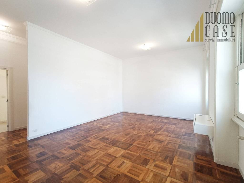 Four-room apartment Milano - photo 2