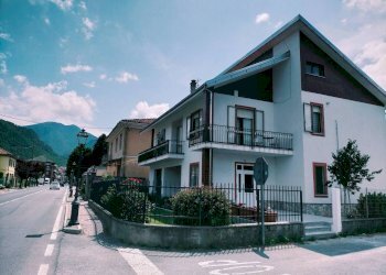 Villa Via Roberto Lepetit, 59, Garessio - photo 1