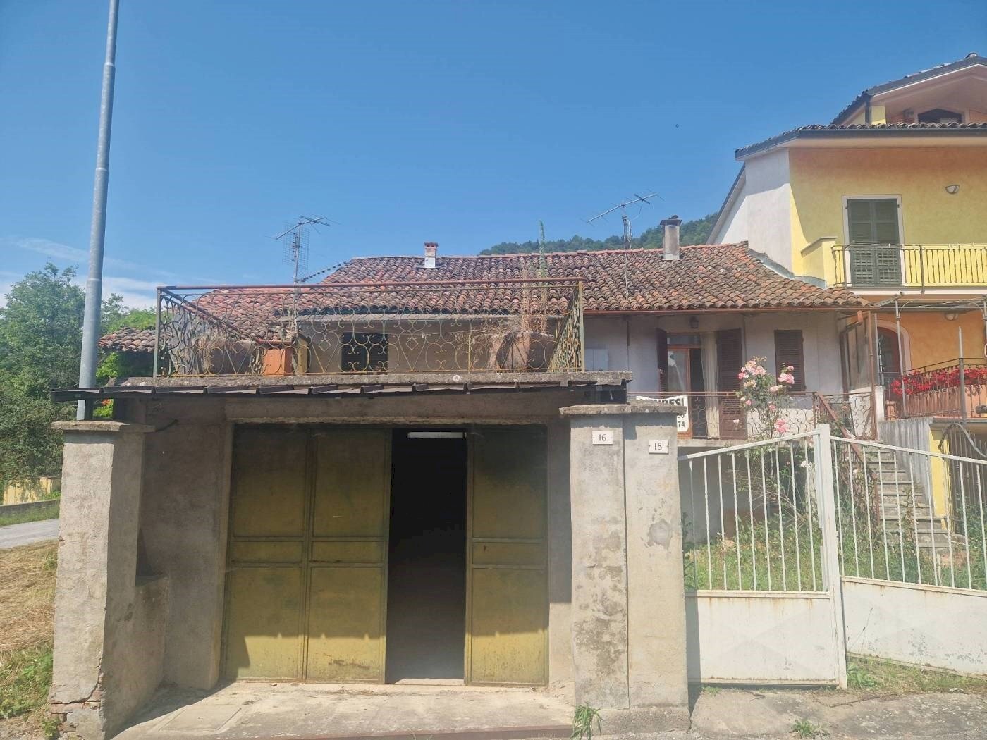 Independent house Via Caramelli, 7, Nucetto - photo 1