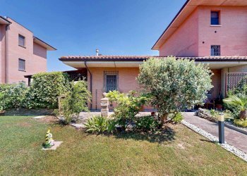 Villa a Schiera Castello d'Argile - foto 30