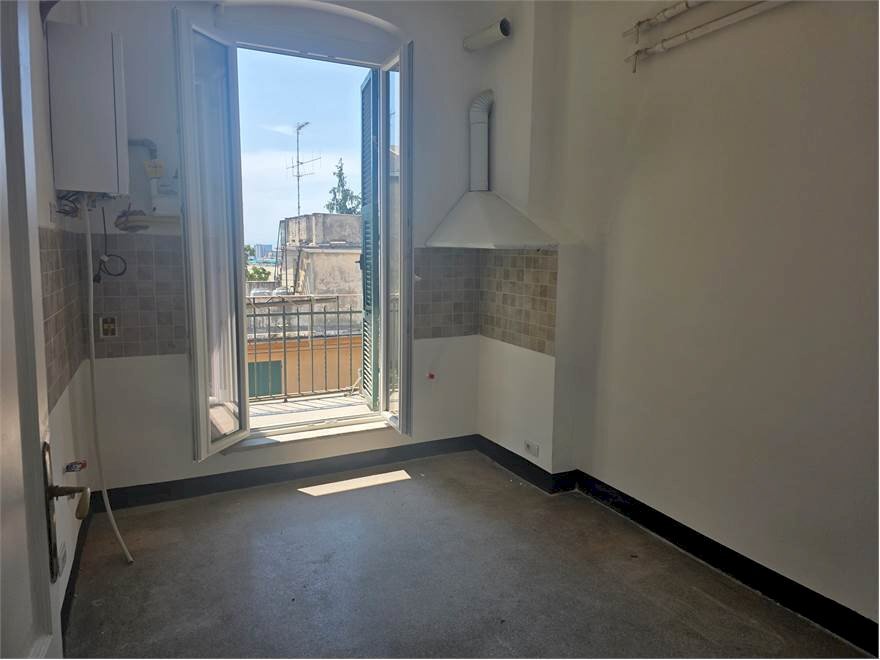 Quadrilocale Genova (zona San Martino) - foto 2