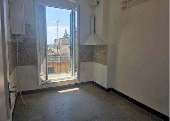 Four-room apartment Genova (neighborhood San Martino) - photo 2
