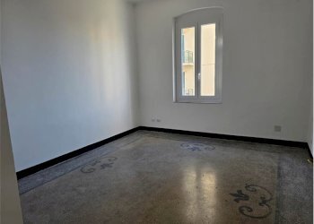 Four-room apartment Genova (neighborhood San Martino) - photo 9