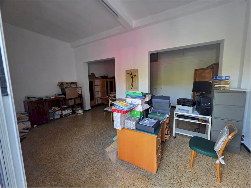 Office Genova (neighborhood Rivarolo) - photo 2