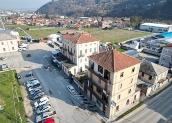 Four-room apartment Piazza Stazione, Barge - photo 1