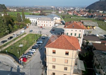 Four-room apartment Piazza Stazione, Barge - photo 2