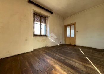 Four-room apartment Piazza Stazione, Barge - photo 14