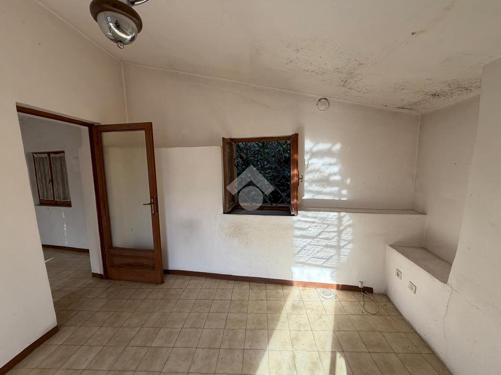 Semi-detached house Via Aragno, Barge - photo 3
