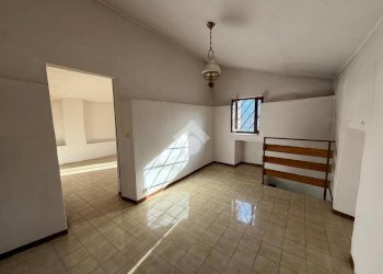 Semi-detached house Via Aragno, Barge - photo 4