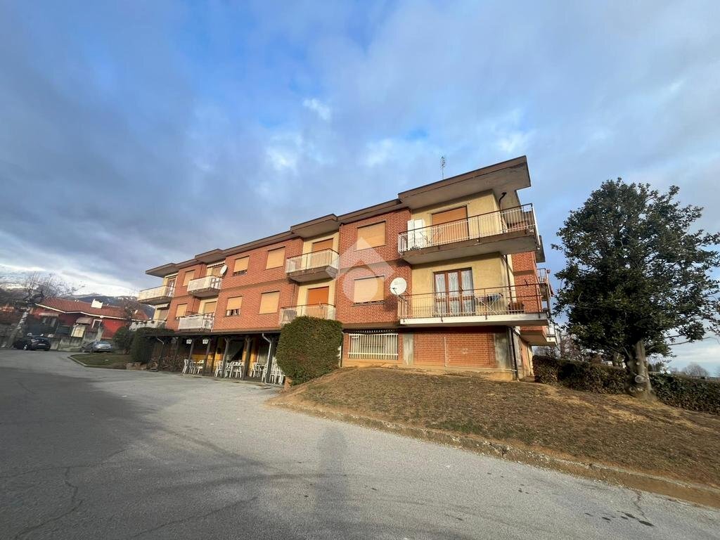 Four-room apartment Via Bagnolo, Barge - photo 1