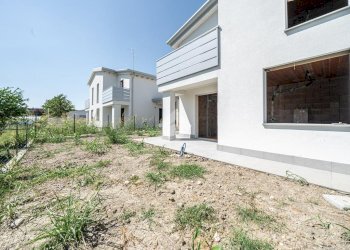 Portion of a house Via Ludovico Ariosto, Rio Saliceto - photo 20