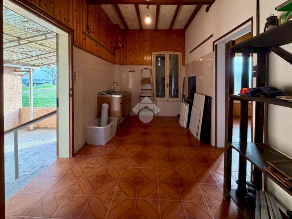 Three-room apartment Str. Casaletto, Novellara - photo 3