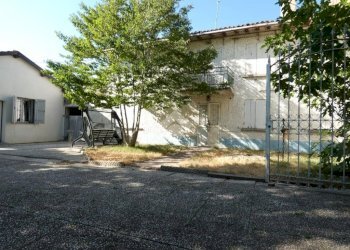 Villa Via Ponte Forca, Cadelbosco di Sopra - photo 2
