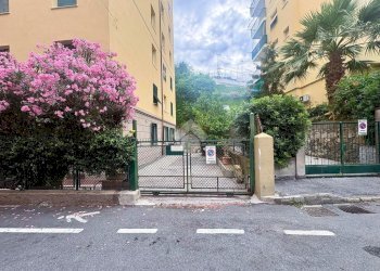 Apartment Via dell'Acciaio, Genova (neighborhood Borzoli) - photo 1