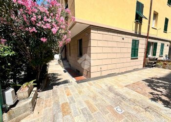 Apartment Via dell'Acciaio, Genova (neighborhood Borzoli) - photo 2