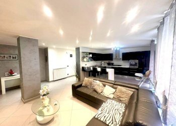 Apartment Via dell'Acciaio, Genova (neighborhood Borzoli) - photo 4
