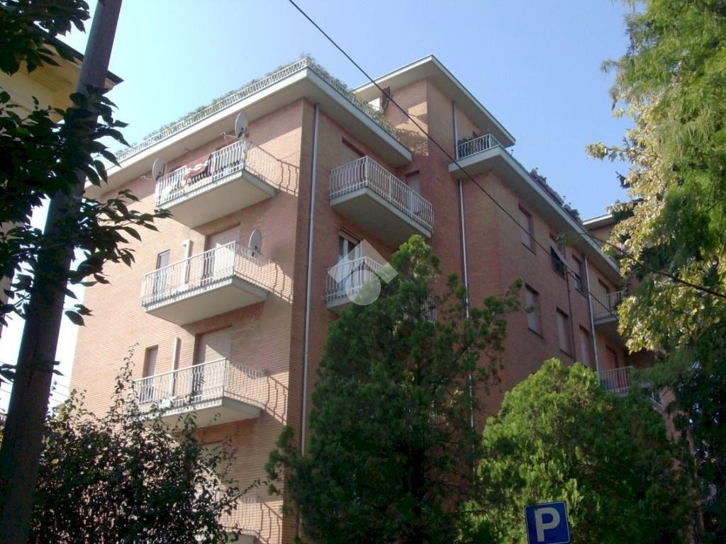 Four-room apartment Via Marmolada, Parma (neighborhood San Leonardo) - photo 1