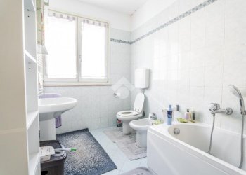 Three-room apartment Via Zacconi, Rimini - photo 12