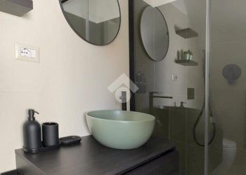 Two-room apartment Via Giulio e Corrado Venini, Milano - photo 10