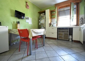 Three-room apartment Str. Montanara, Parma (neighborhood Carignano) - photo 4