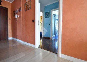 Three-room apartment Str. Montanara, Parma (neighborhood Carignano) - photo 16