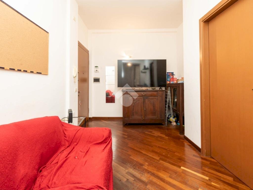 Two-room apartment Via Giacomo Antonini, Milano (neighborhood Vigentino) - photo 1